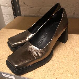 Vagabond Metallic Bronze Block Heel Pumps